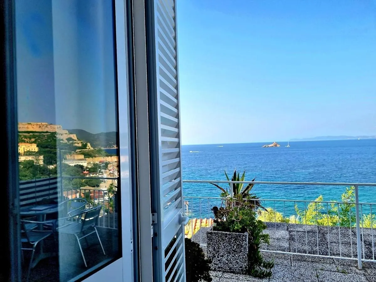 Appartamenti La Terrazza Sulle Ghiaie - Goelba Portoferraio
