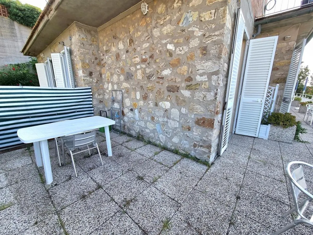 Appartamenti La Terrazza Sulle Ghiaie - Goelba Portoferraio 0*,  Italy